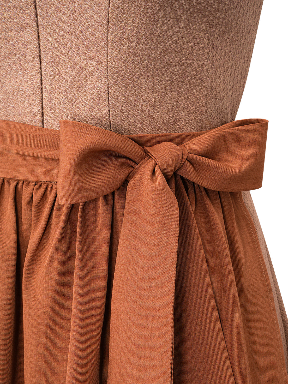 Camille – Elegantes Dirndl in Braun mit Einfarbig