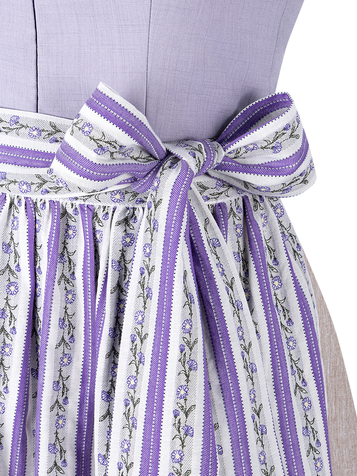 Kristin – Elegantes Dirndl in Lila