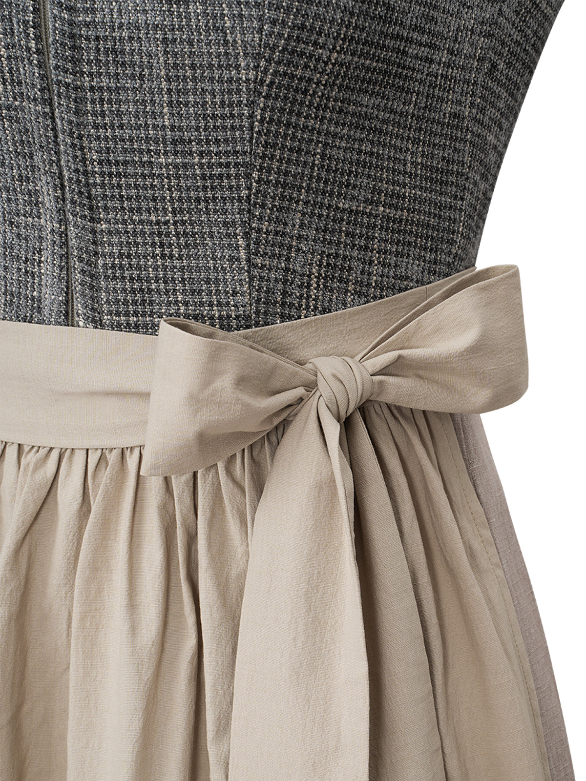 Caroline – Elegantes Dirndl in Grün