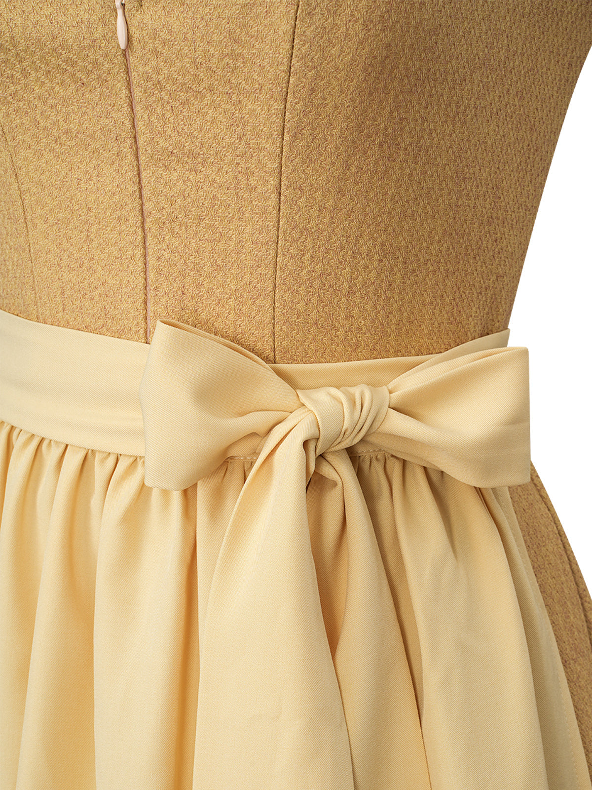 Dirndl Camille in Gelb mit Herz-Ausschnitt