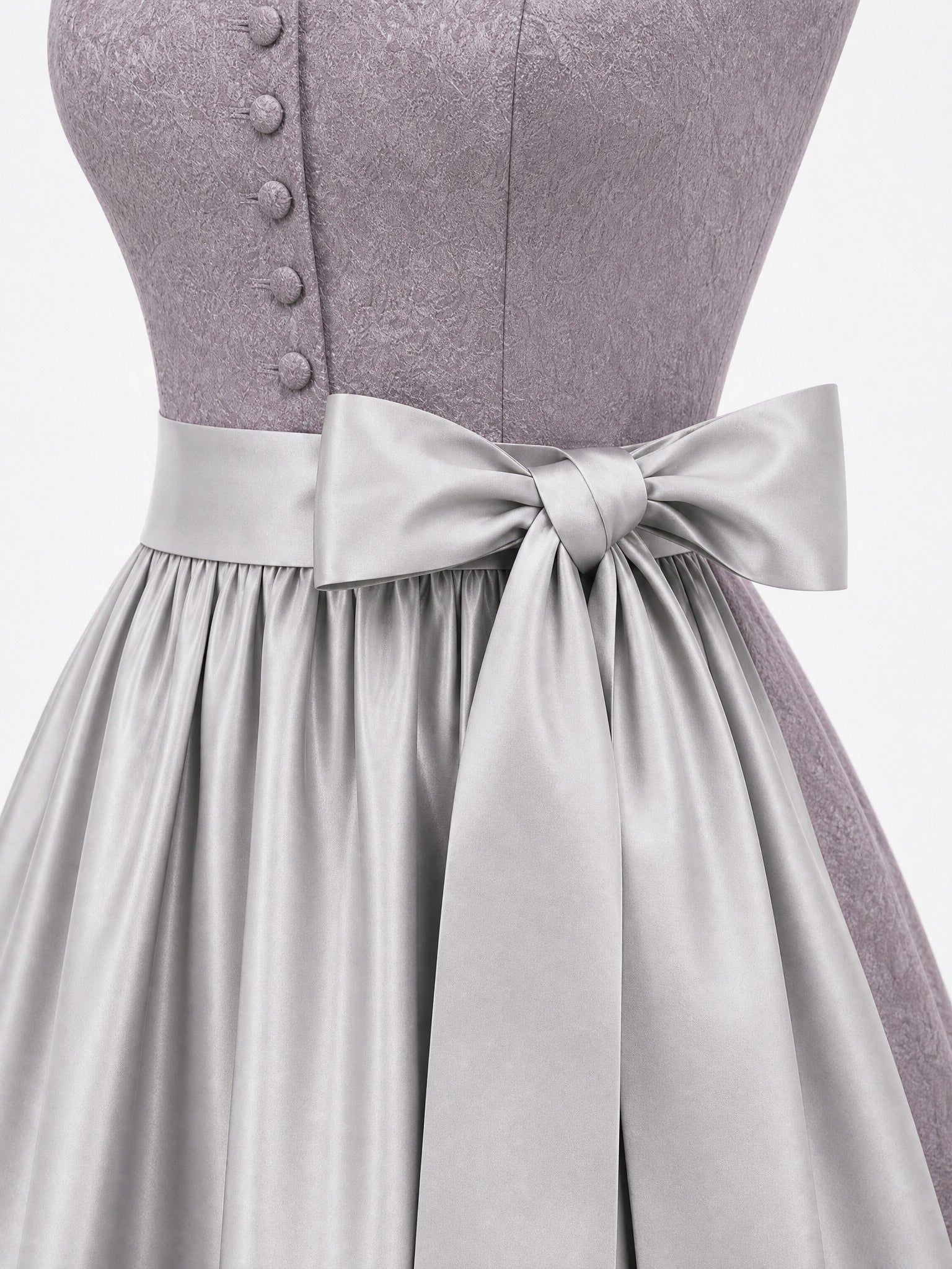 Dirndl Victoria in Rauchflieder mit Perlgrau Schürze - Detailansicht Taille und Schleife