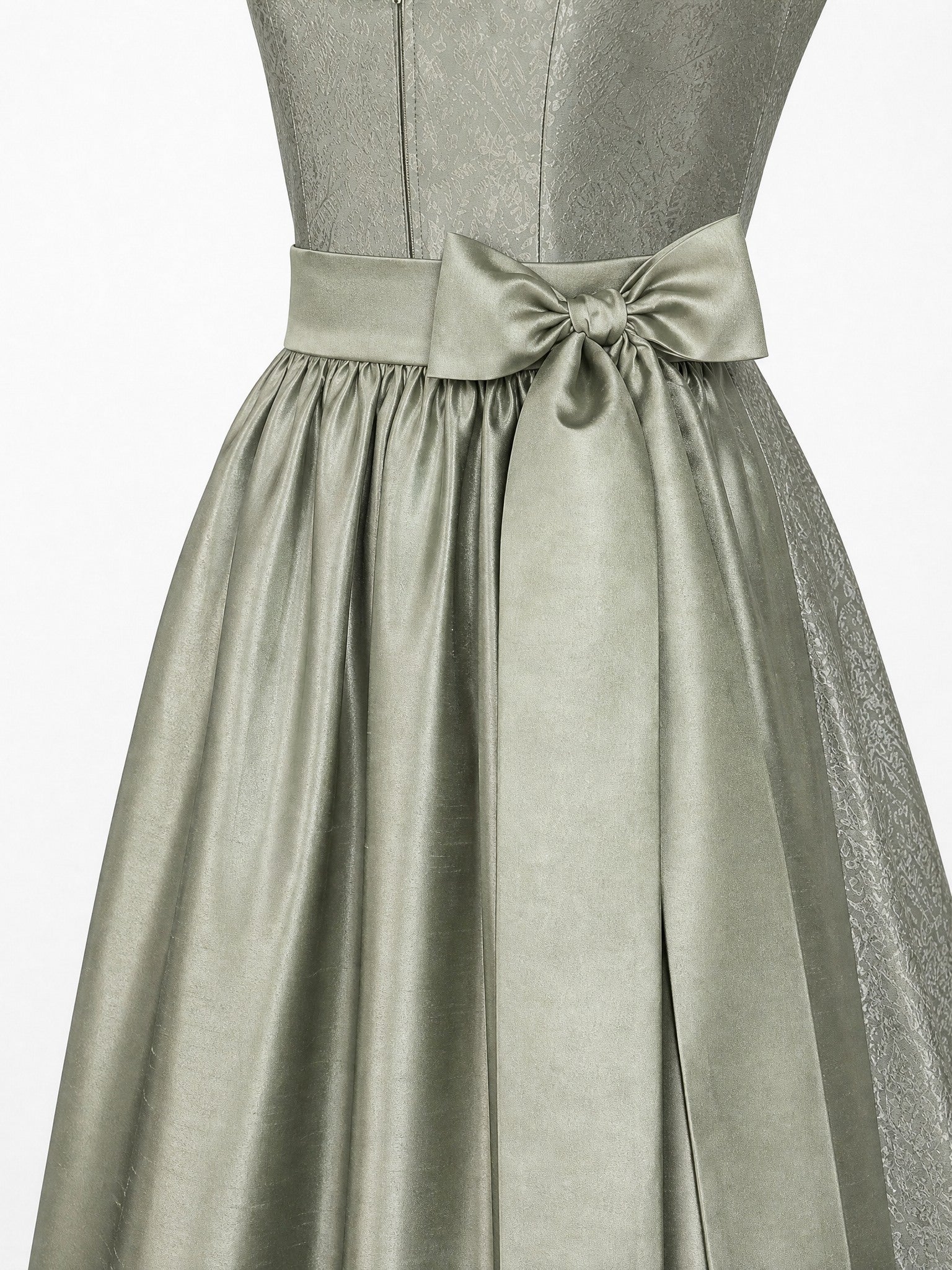 Dirndl Romy in Weizengold mit Elfenbein Schürze - Detailansicht Taille und Schleife